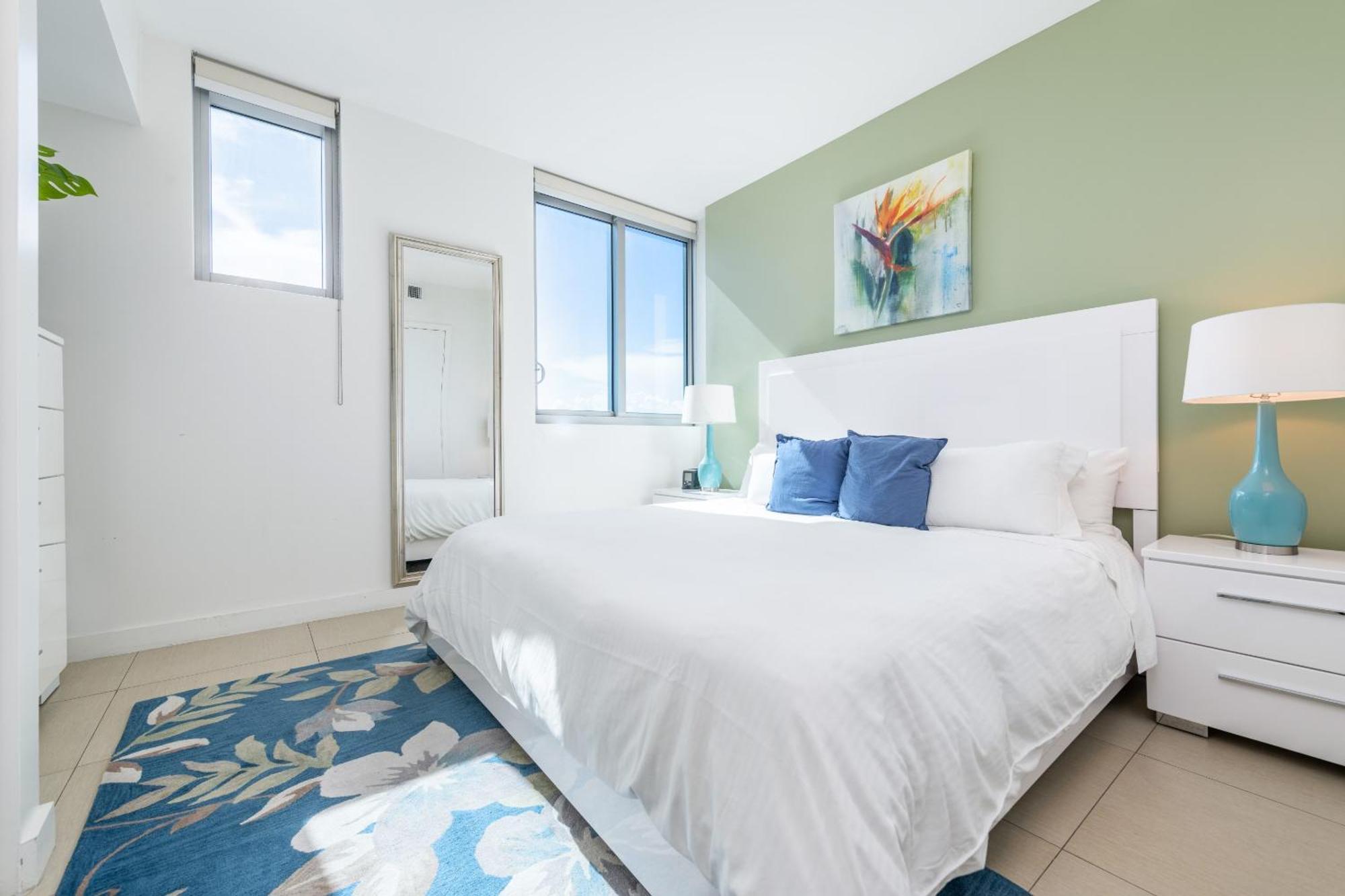 Bluebird Suites Monte Carlo ميامي بيتش الغرفة الصورة